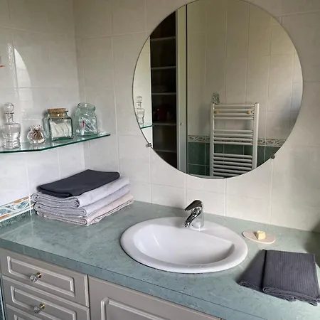 Echappee Belle Verdoyante 20 Kms Du Puy Δωμάτια σε οικογενειακή κατοικία *